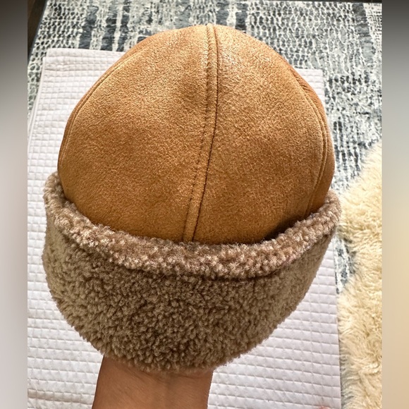 Hide society genuine sheepskin Brown Shearling Coat and hat - Picture 11 of 13